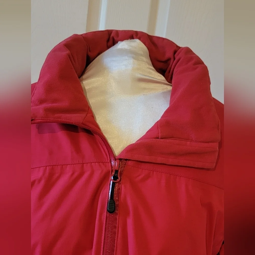 LADIES LANDS'‎ END RED JACKET WITH HOOD (sz small)